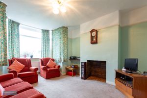 Sitting Room- click for photo gallery